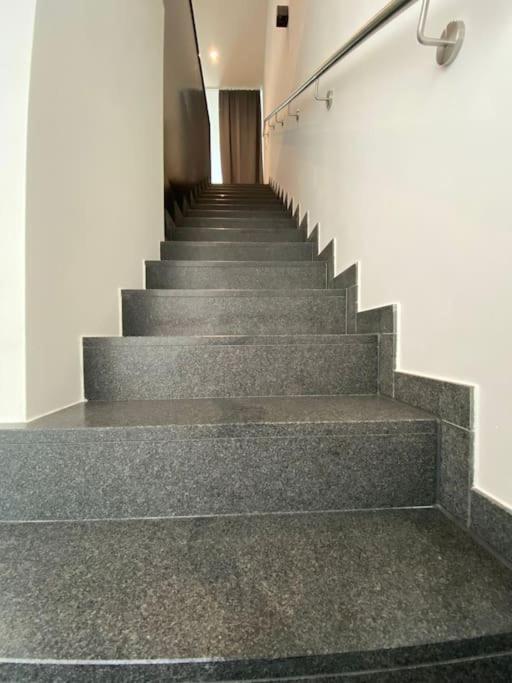 Atelierhaus Zentrum,Ruhig,100 Meter Vom Rathausplatz Ingolstadt Esterno foto
